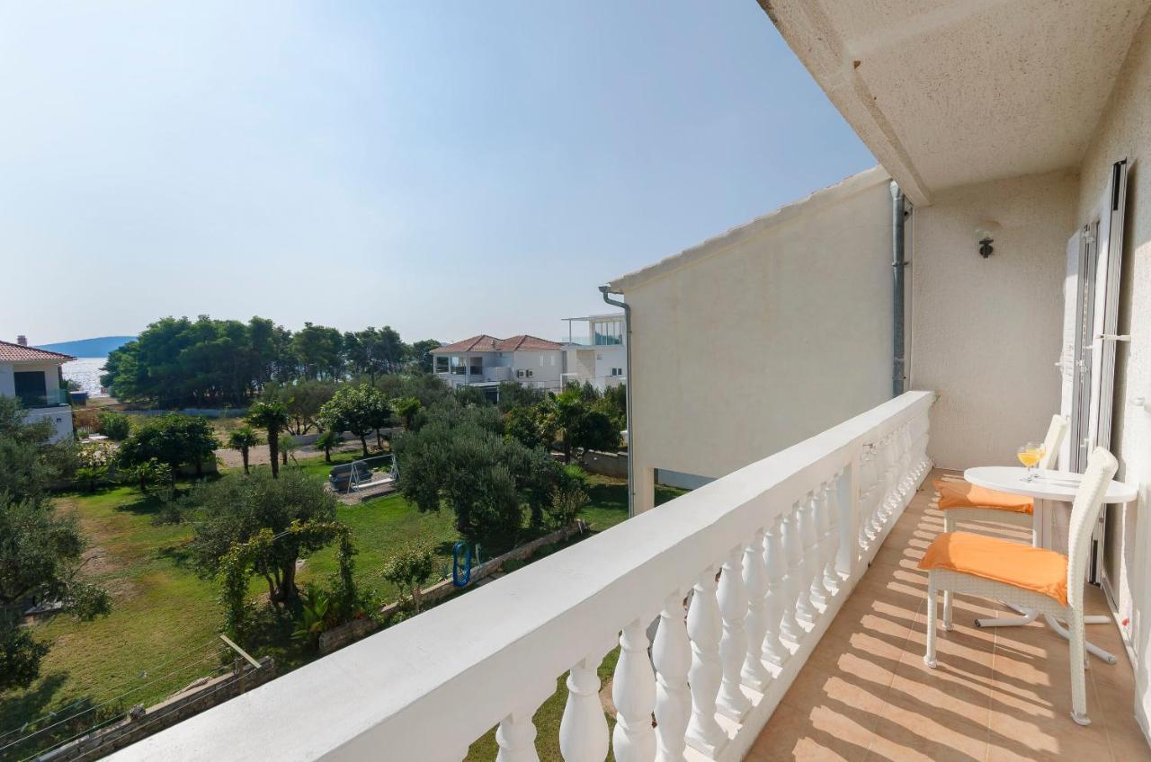 Apartments And Rooms On The Beach Vodice Dış mekan fotoğraf