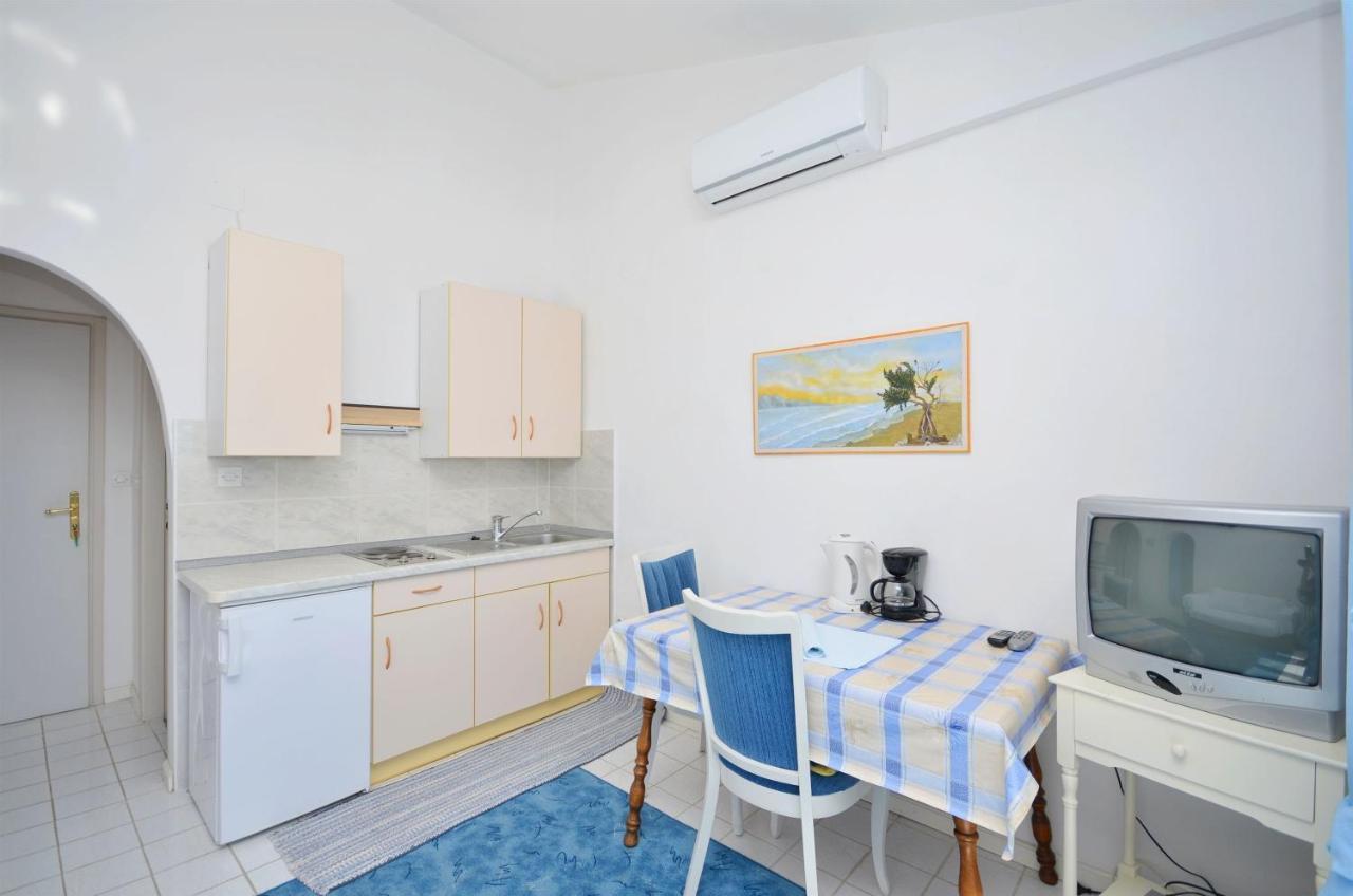 Apartments And Rooms On The Beach Vodice Dış mekan fotoğraf