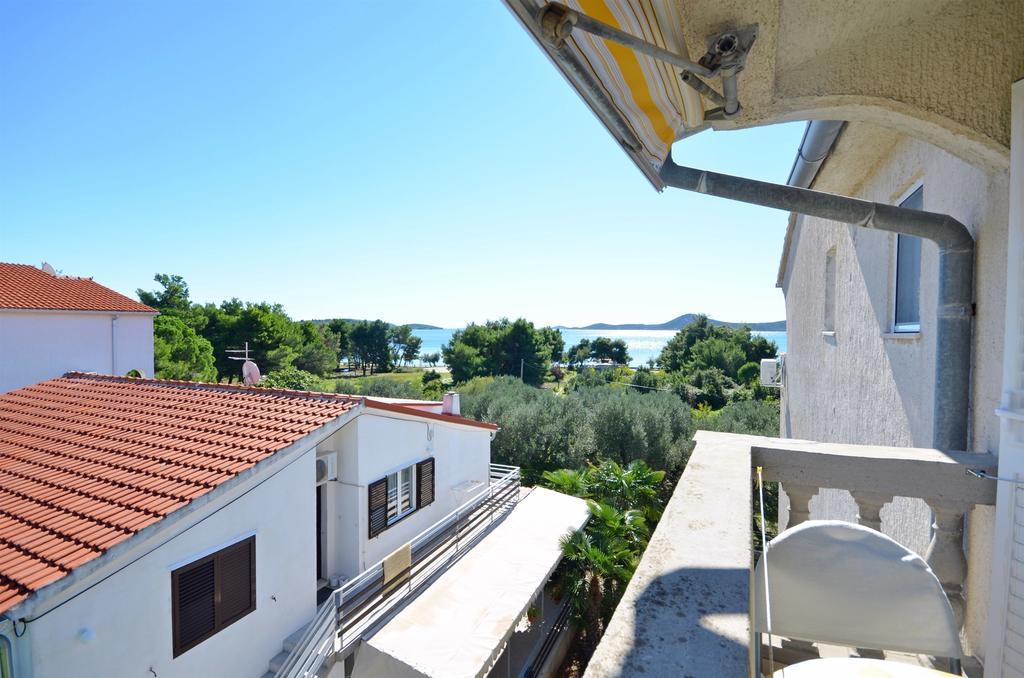 Apartments And Rooms On The Beach Vodice Dış mekan fotoğraf