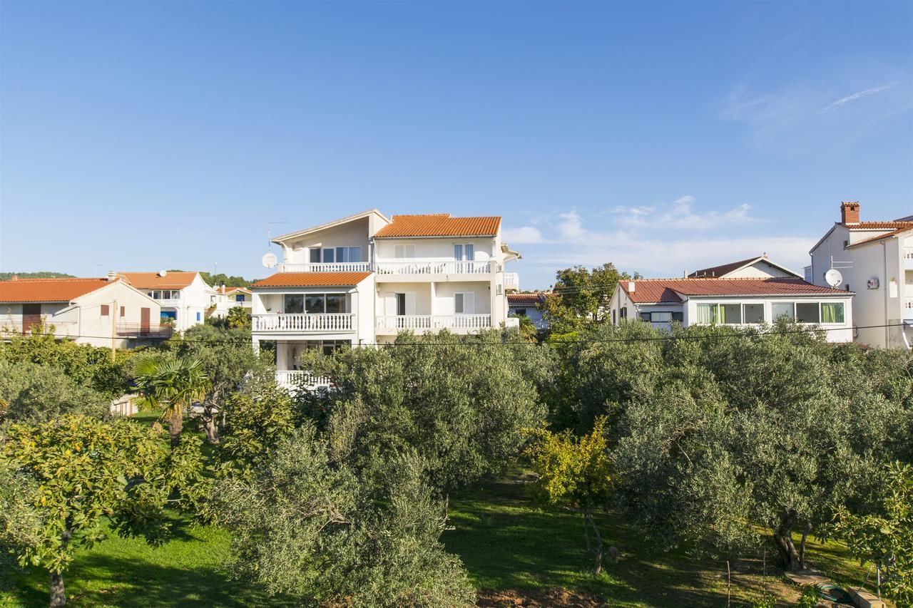 Apartments And Rooms On The Beach Vodice Dış mekan fotoğraf