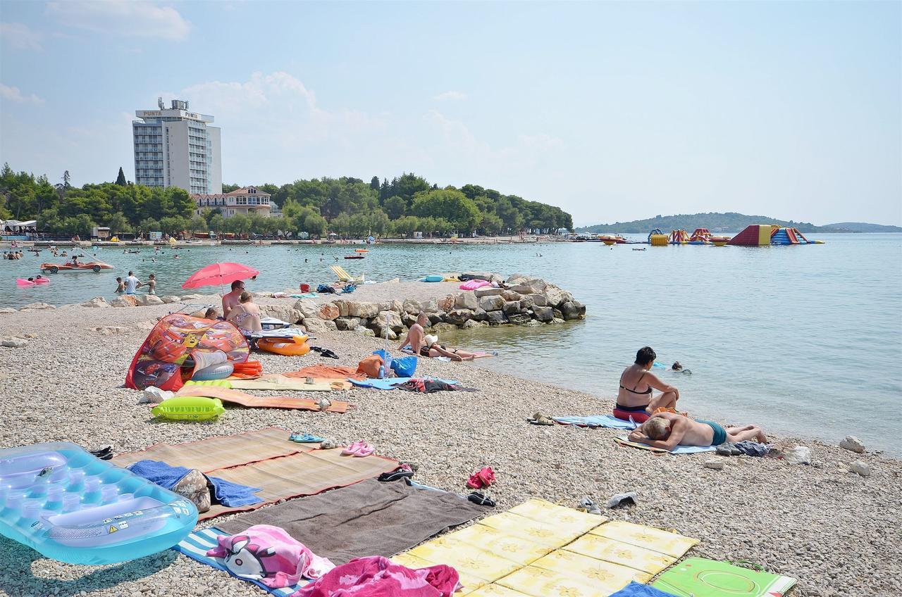 Apartments And Rooms On The Beach Vodice Dış mekan fotoğraf
